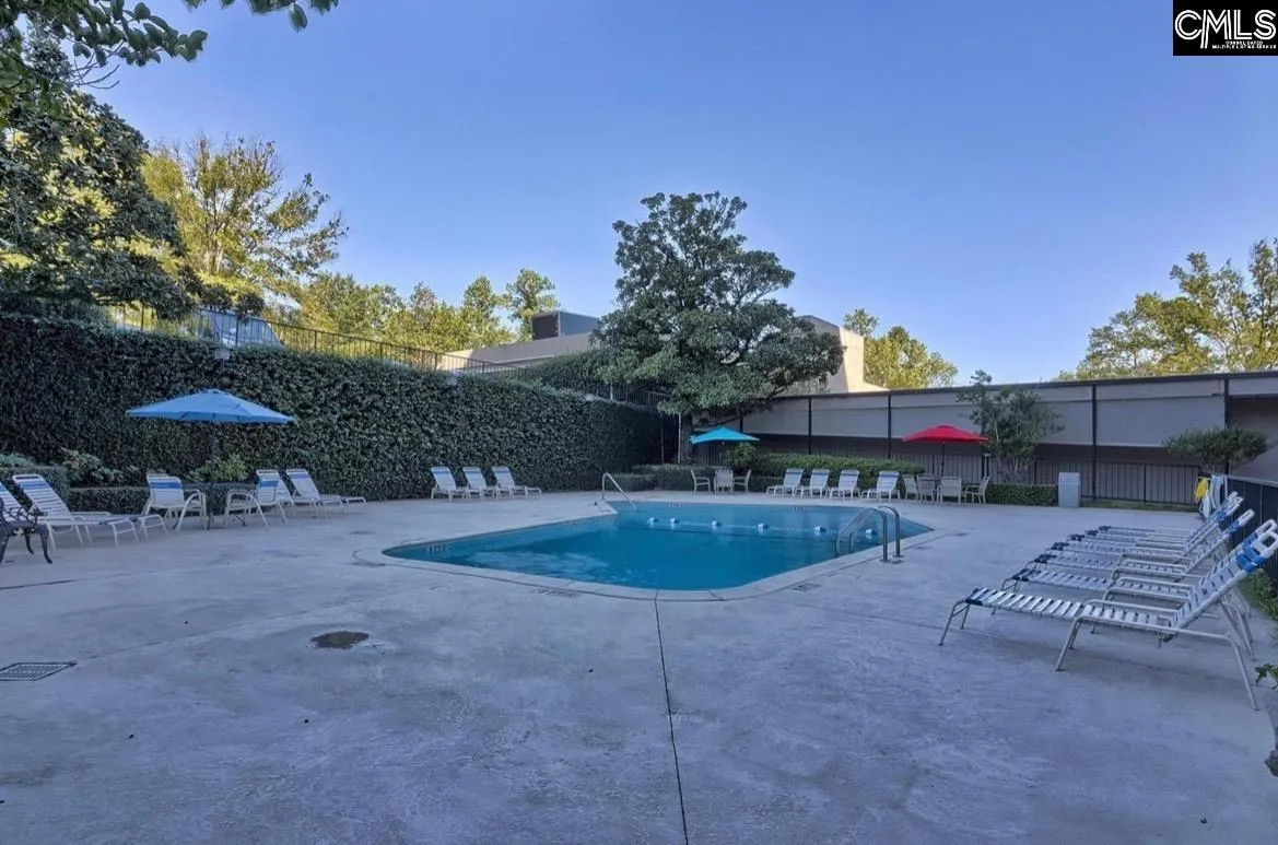 1825 Saint Julian Place H4
