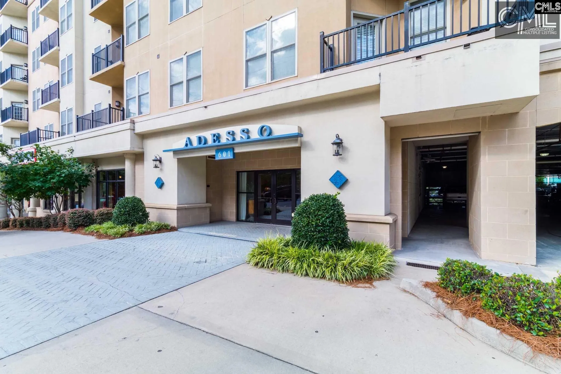 601 Main St 405