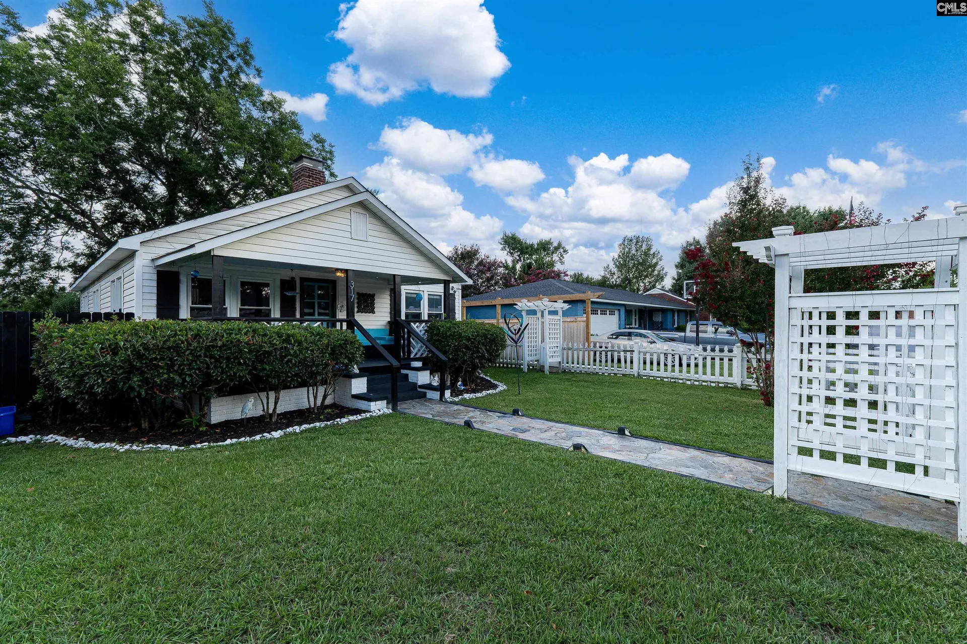 Property image 3 at 317 Karlaney Avenue, Cayce, SC 29033