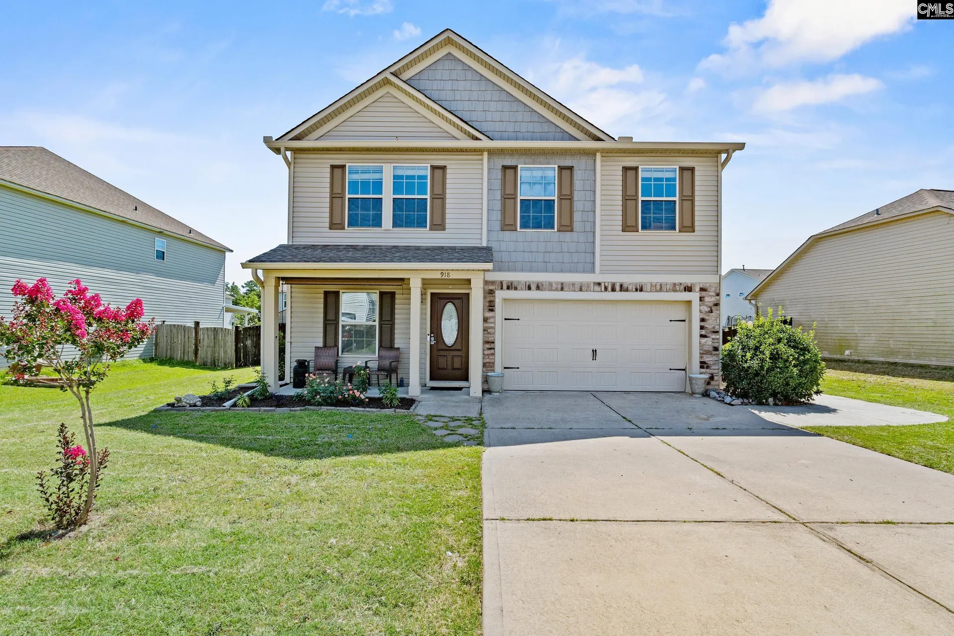 918 Dovefield Lane