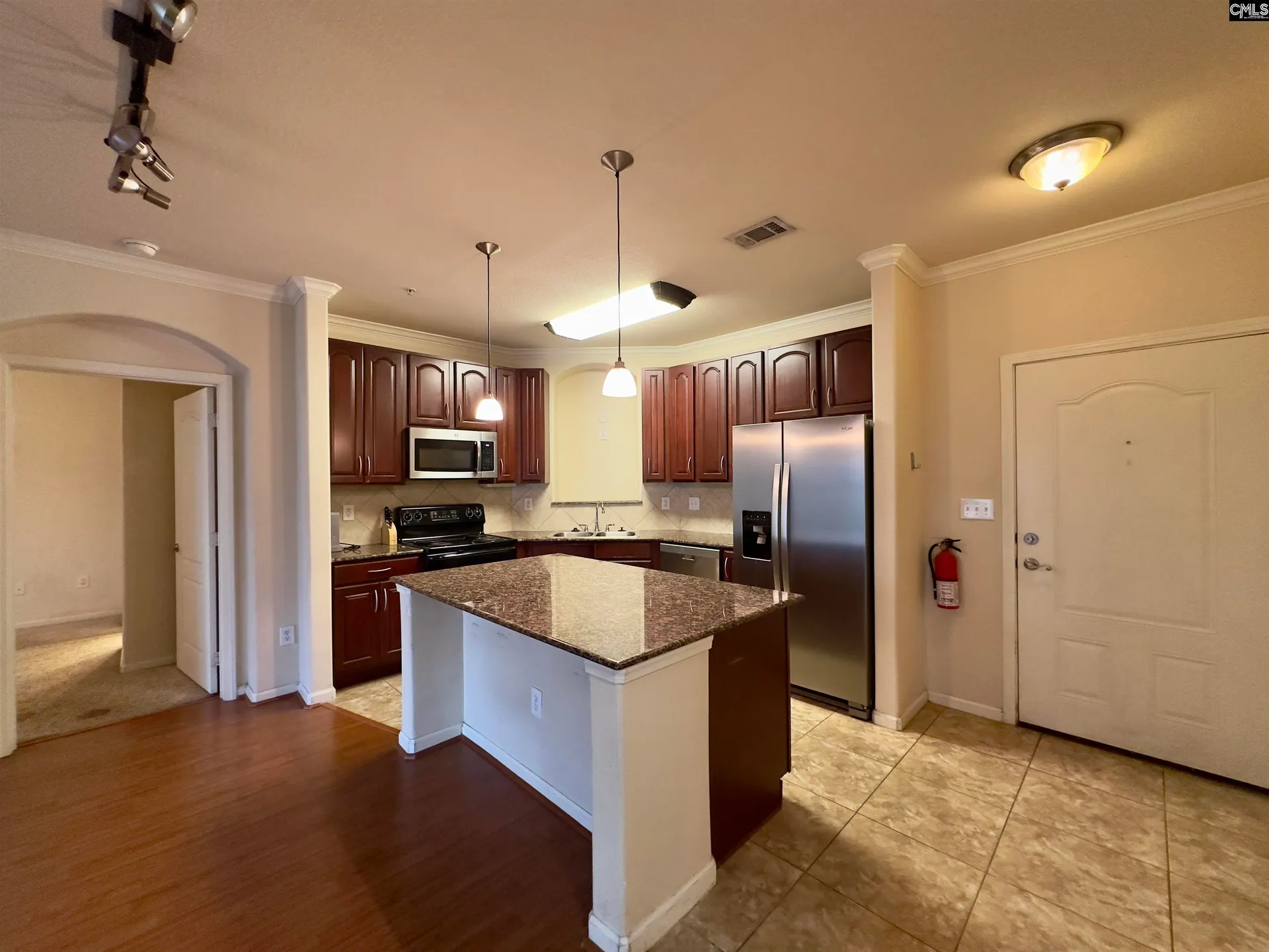 Property image 5 at 1085 Shop Road 117, Columbia, SC 29201