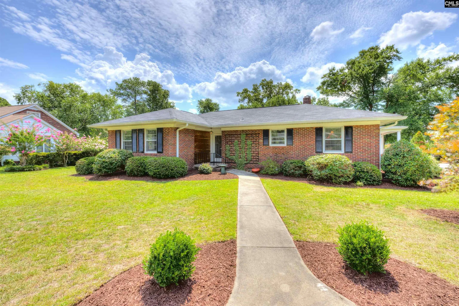 Sherwood Forest, Columbia Community
