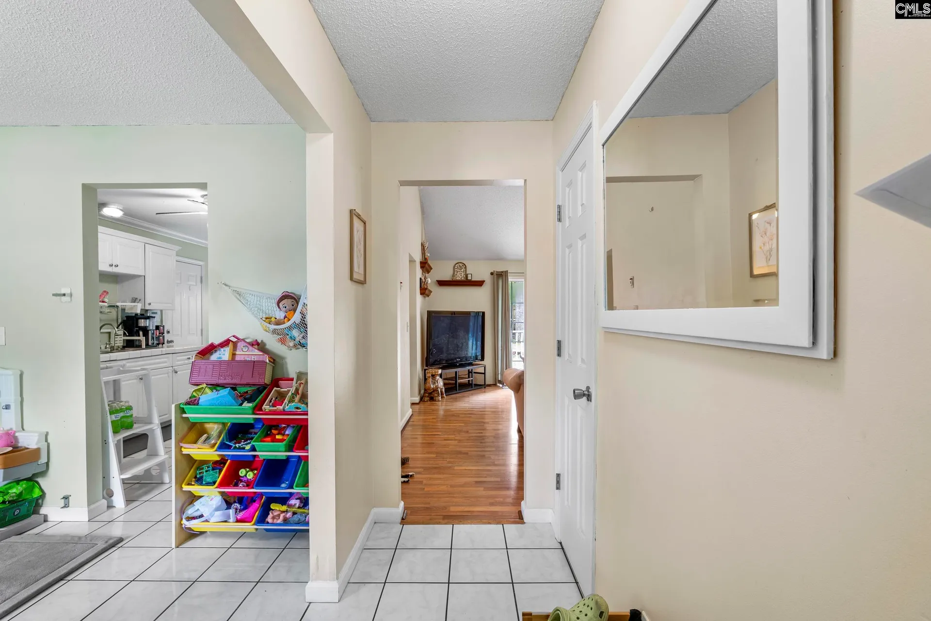 Property image 4 at 127 Moyer Drive, Chapin, SC 29036