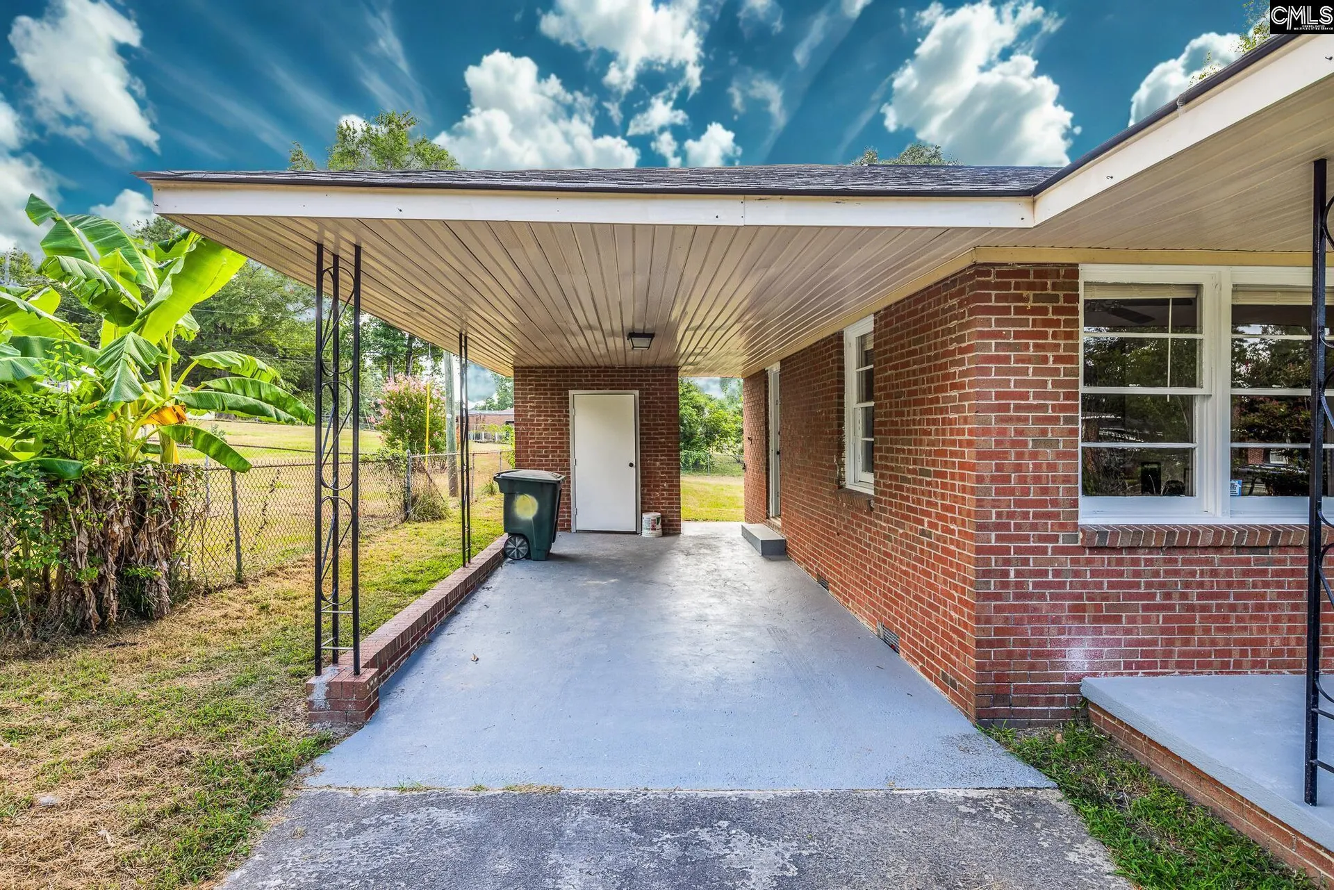 Property image 4 at 348 W Campanella Drive, Columbia, SC 29203