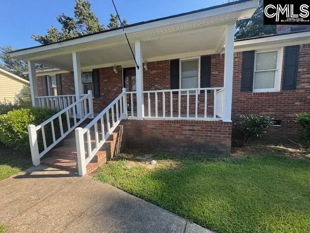 Property image 3 at 102 Dogwood Court, Cayce, SC 29033-2163