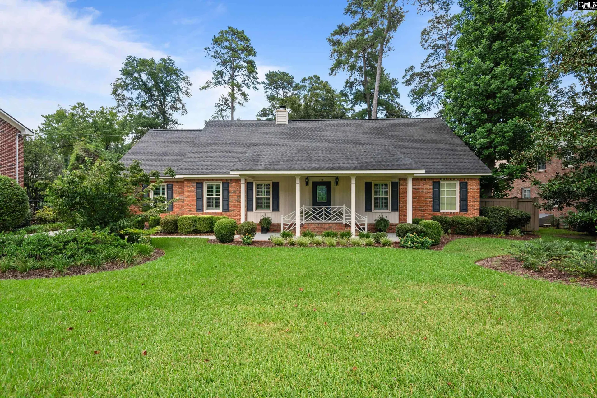 Greenbriar, Columbia Community