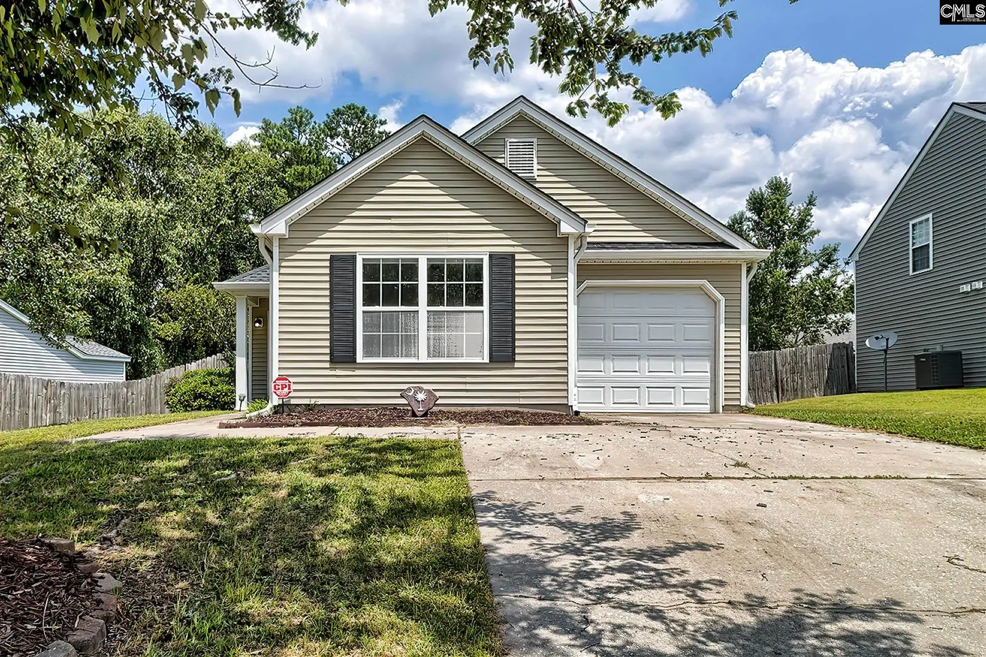 216 Riglaw Circle