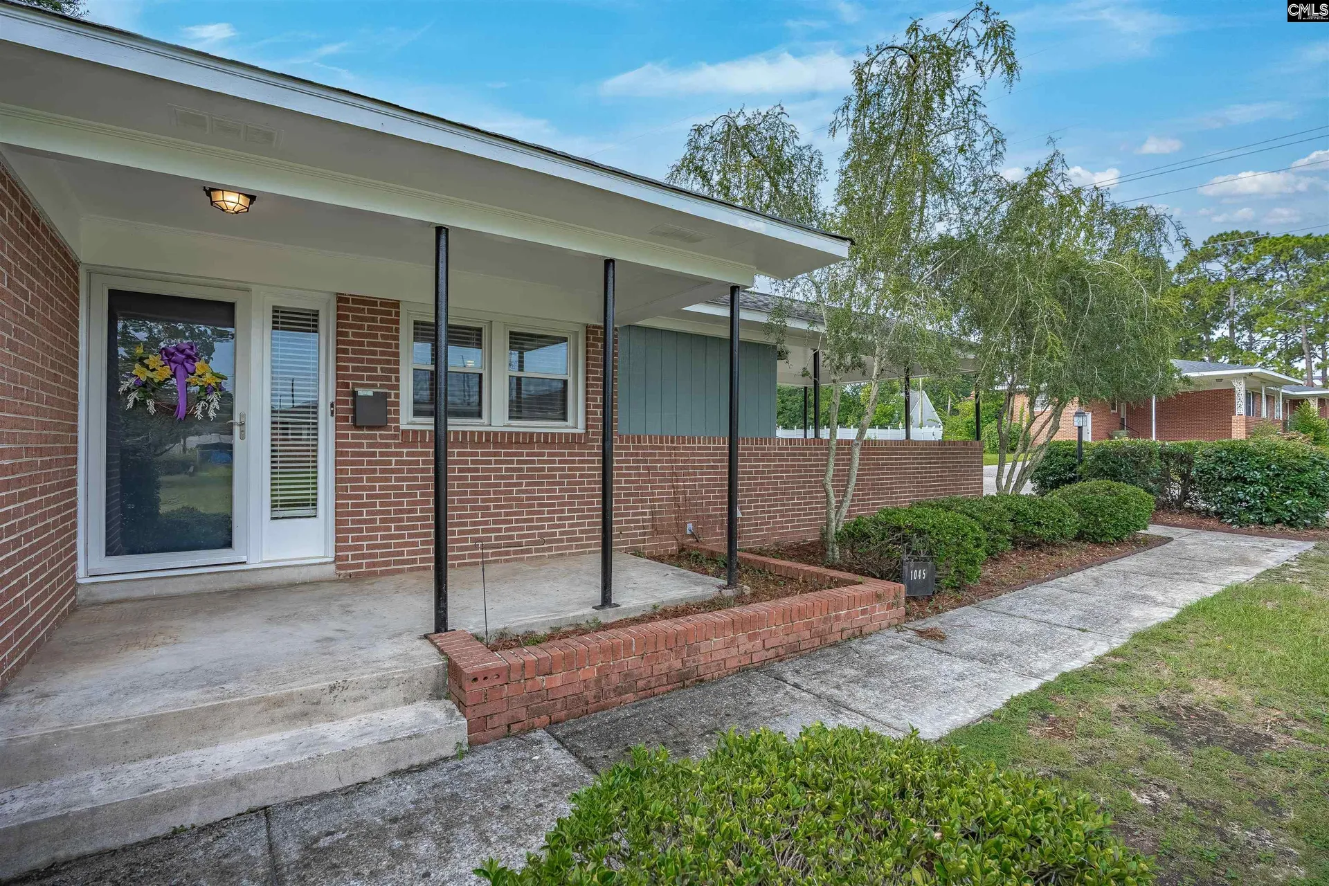 Property image 2 at 1045 Indigo Avenue, Cayce, SC 29033