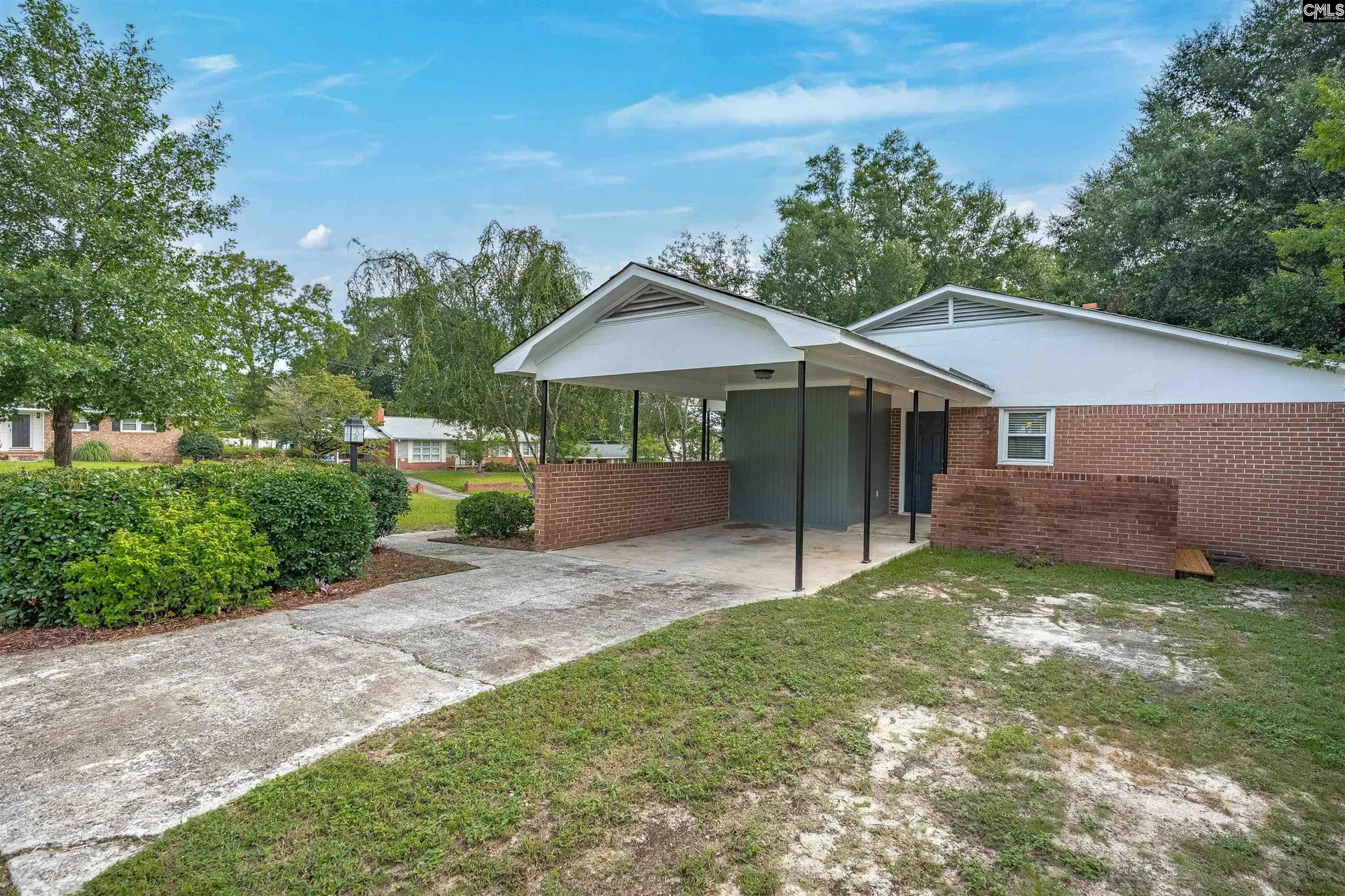 Property image 3 at 1045 Indigo Avenue, Cayce, SC 29033