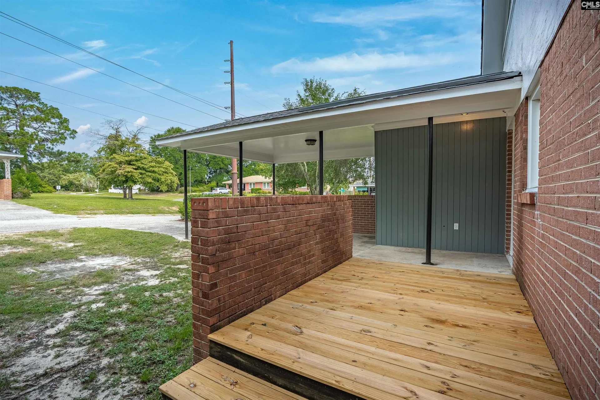 Property image 4 at 1045 Indigo Avenue, Cayce, SC 29033