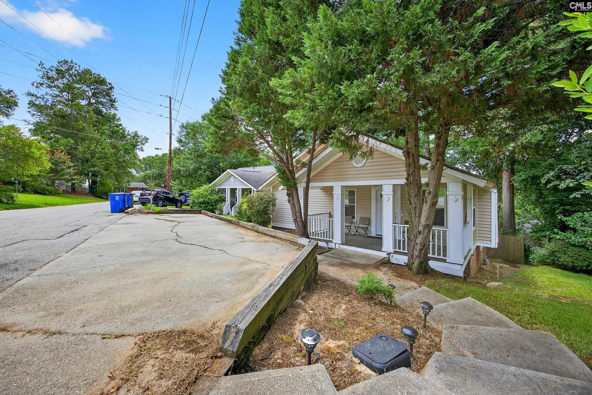 Property image 2 at 615 Darlington Street, Columbia, SC 29201