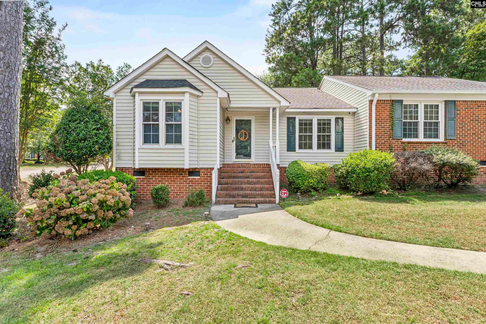 92 N Lake Pointe Drive