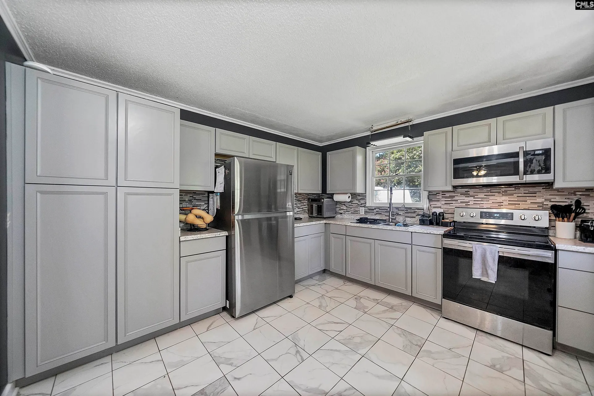 Property image 2 at 1701 Crestview Avenue, Columbia, SC 29223