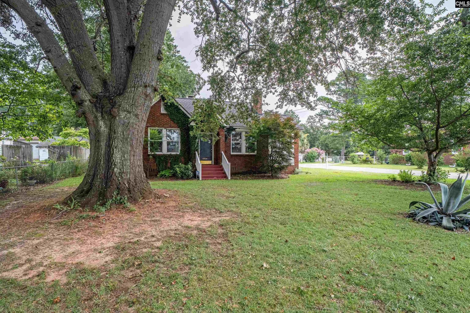 Property image 3 at 1204 Greenville Circle, Columbia, SC 29210