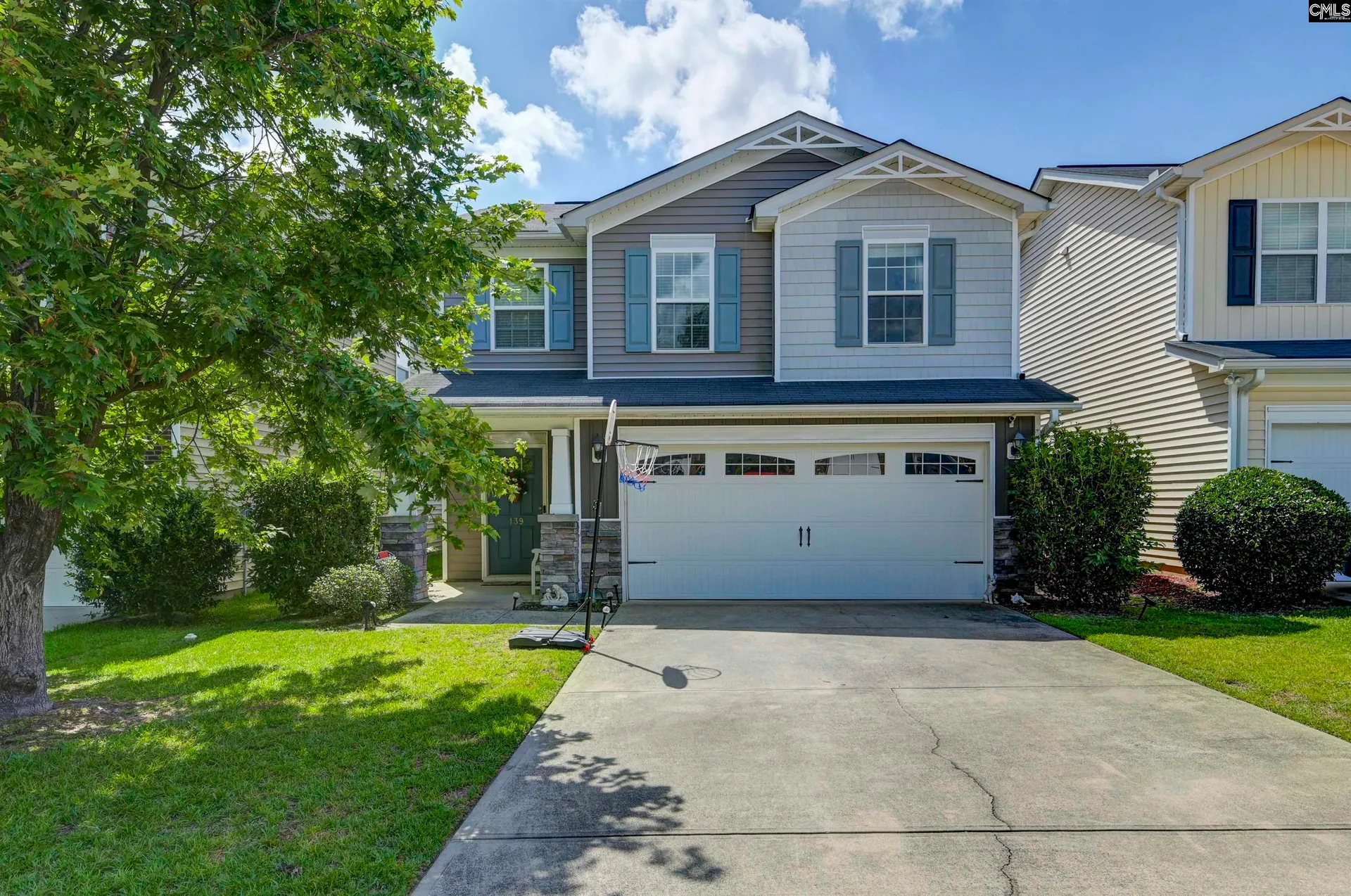 Bonhomme Green, Lexington Community