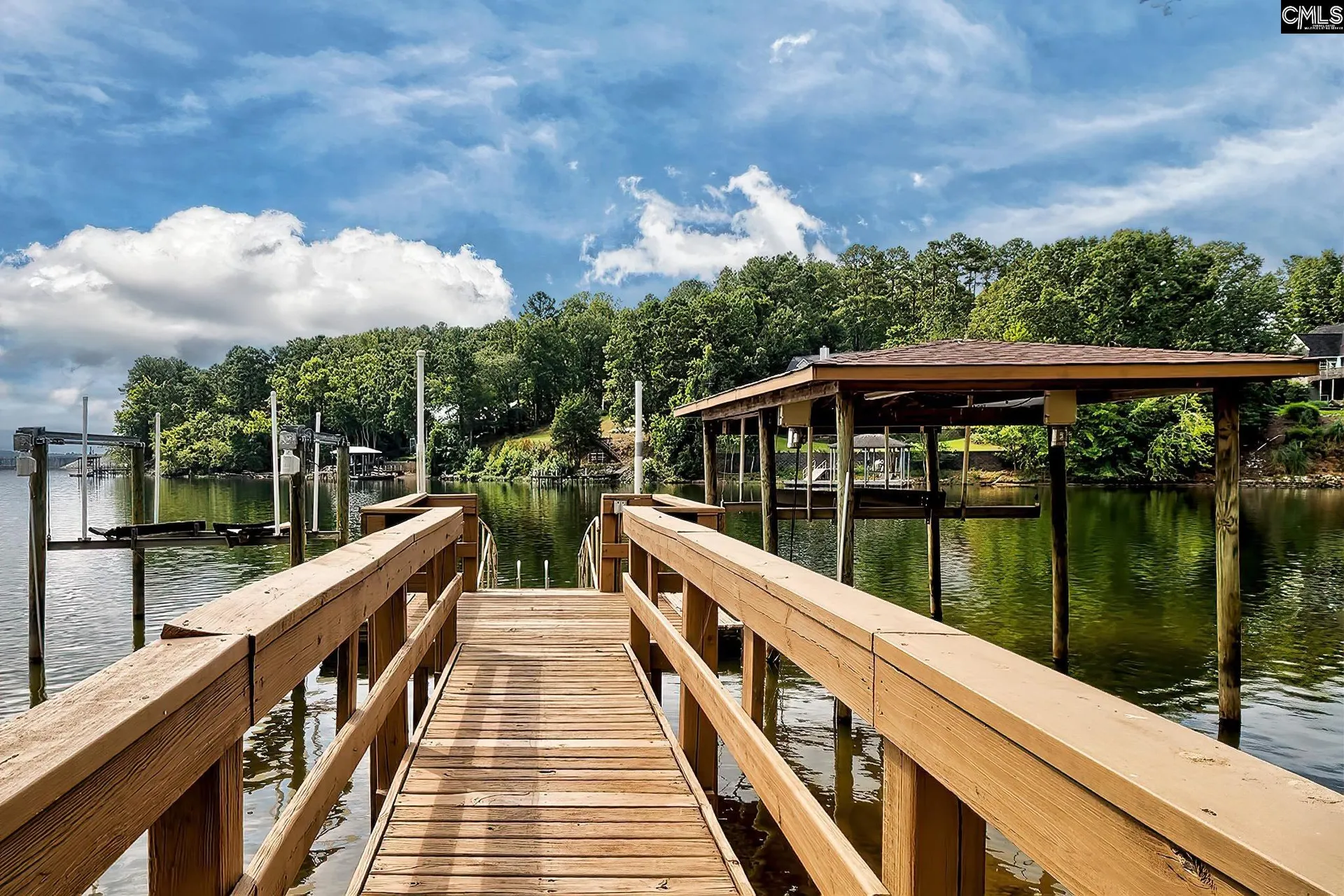 1634 Ginkgo Trail