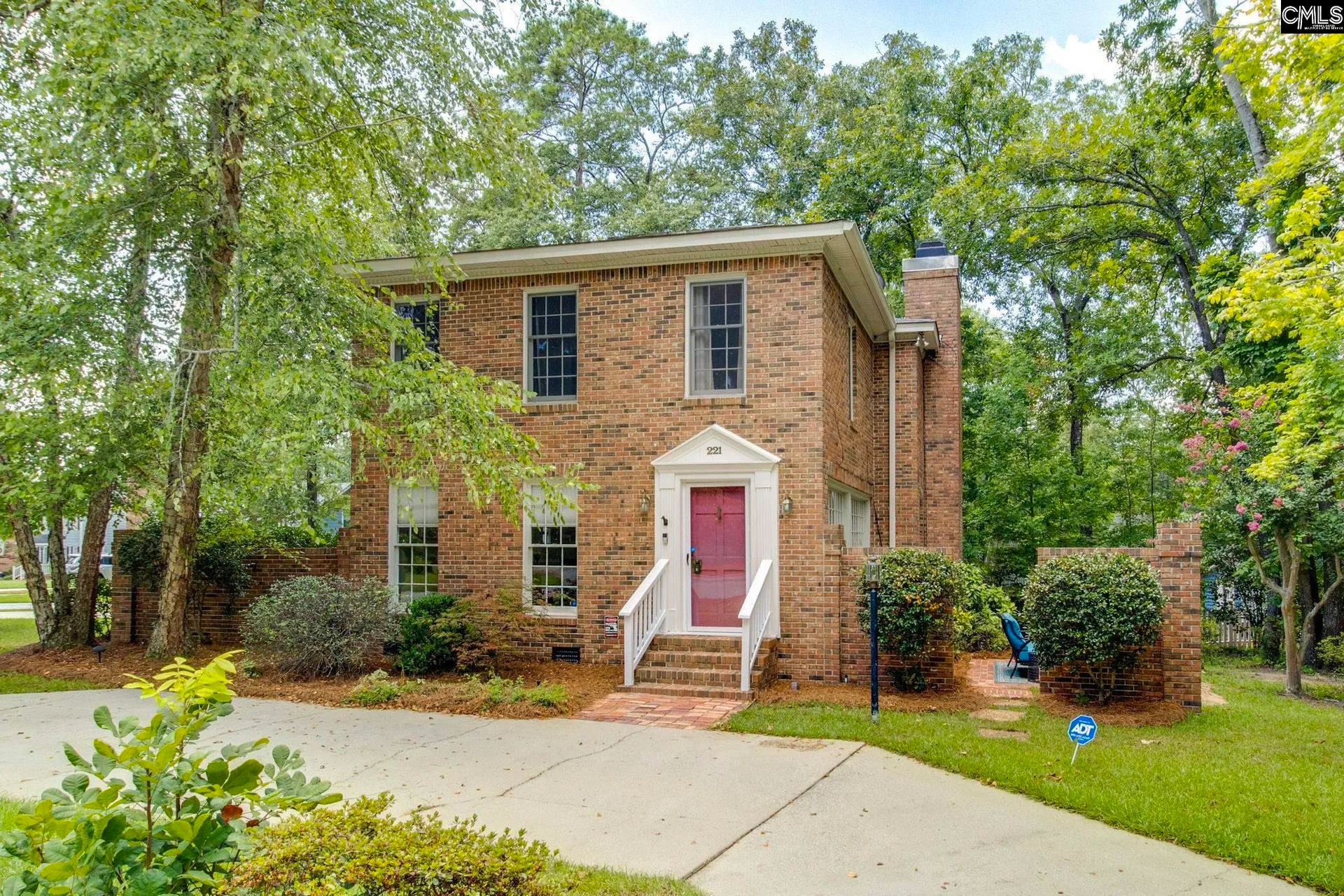 221 Hampton Trace Lane