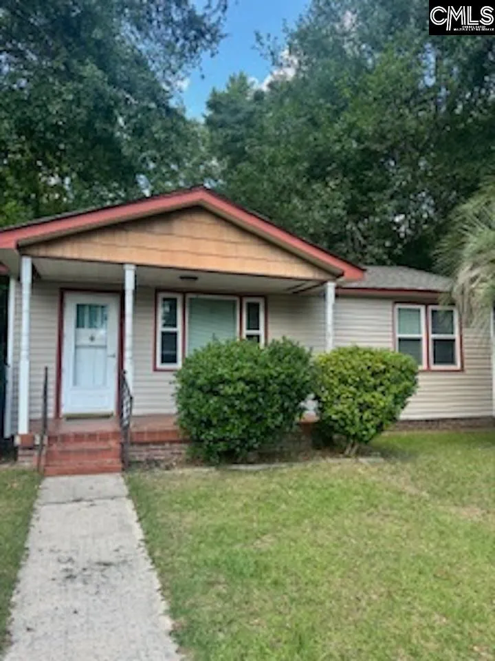 104 Rose Drive