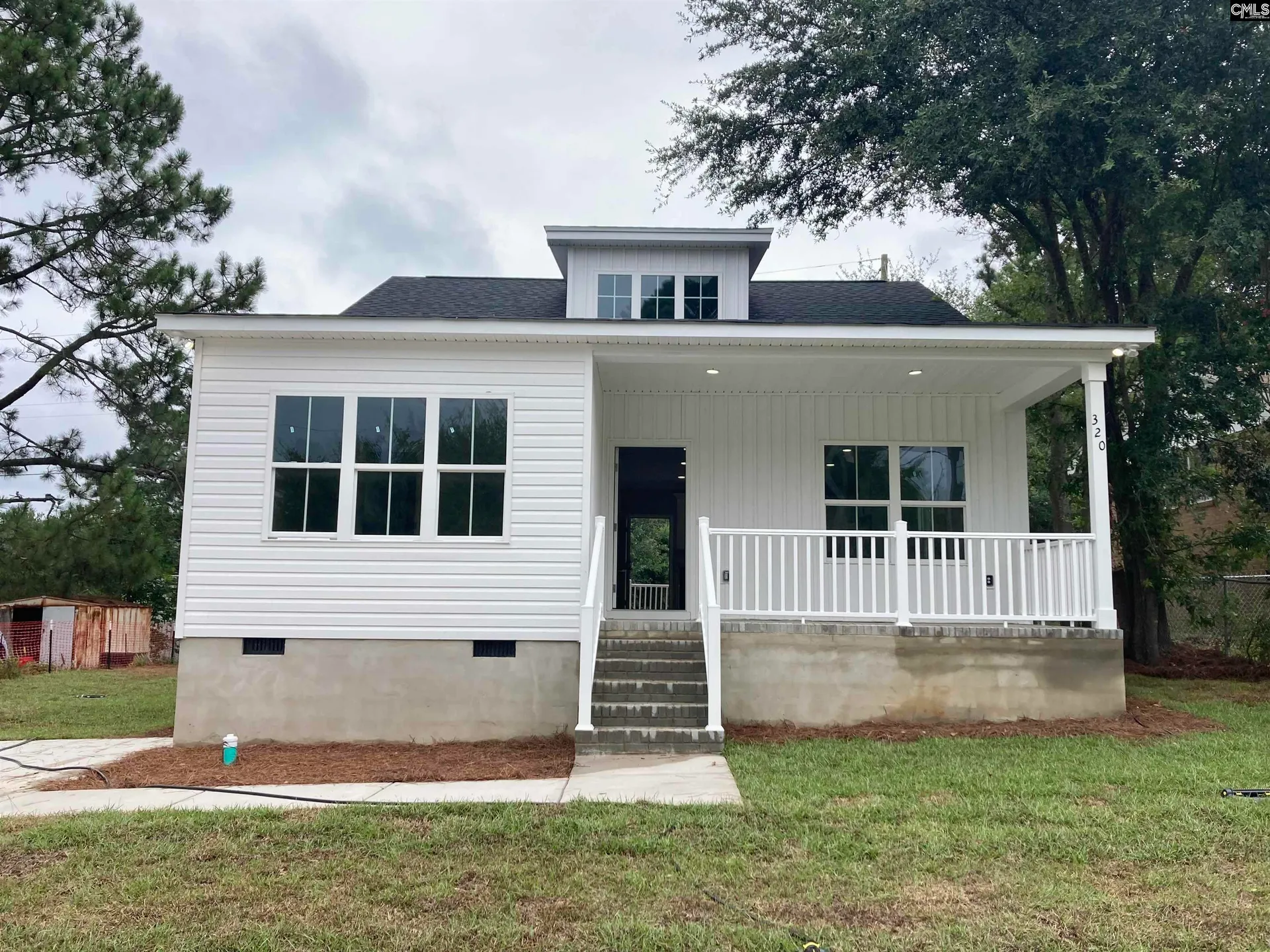 Trenholm Acres, Columbia Community