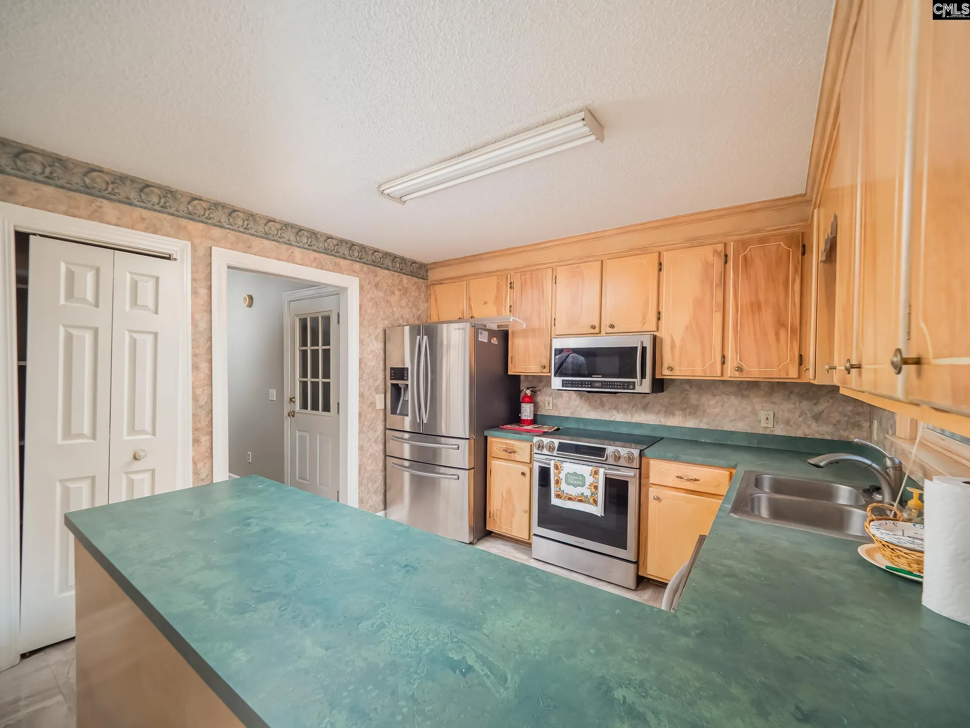 Property image 5 at 114 King Charles Road, Columbia, SC 29209