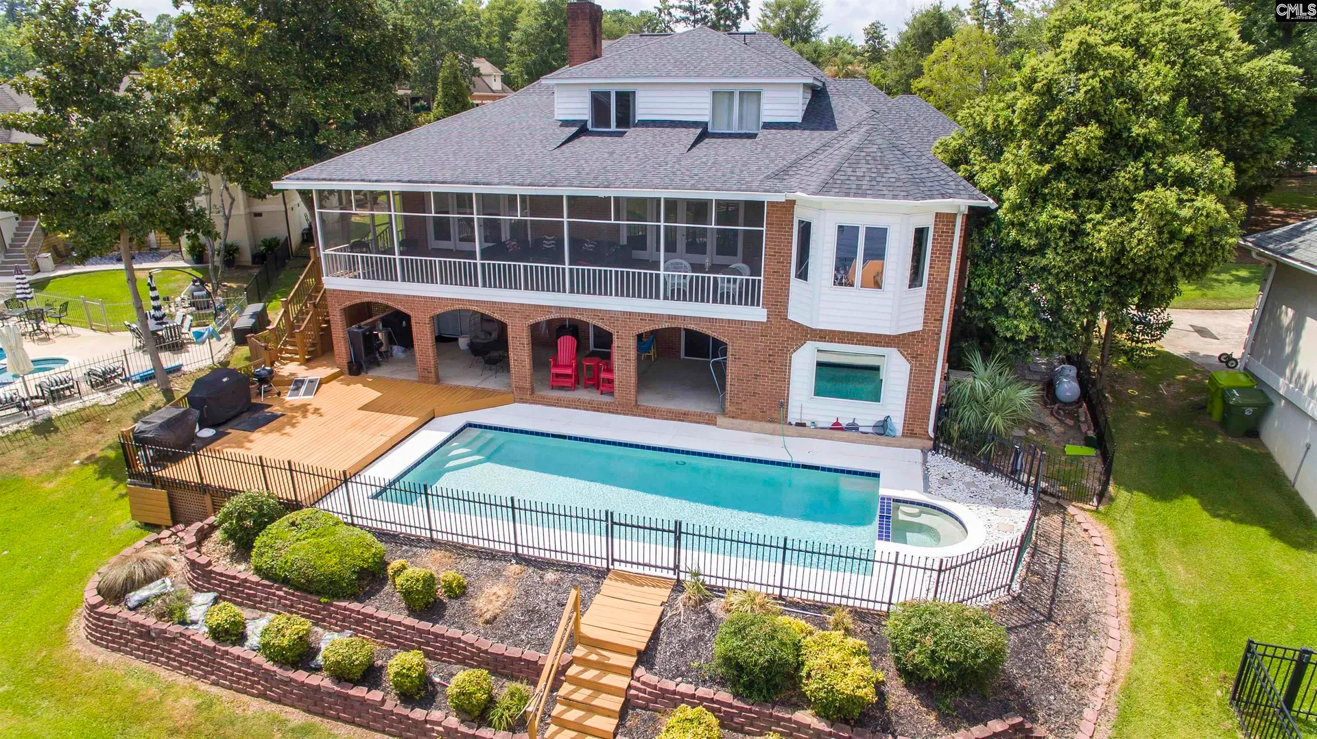 304 Racket Road