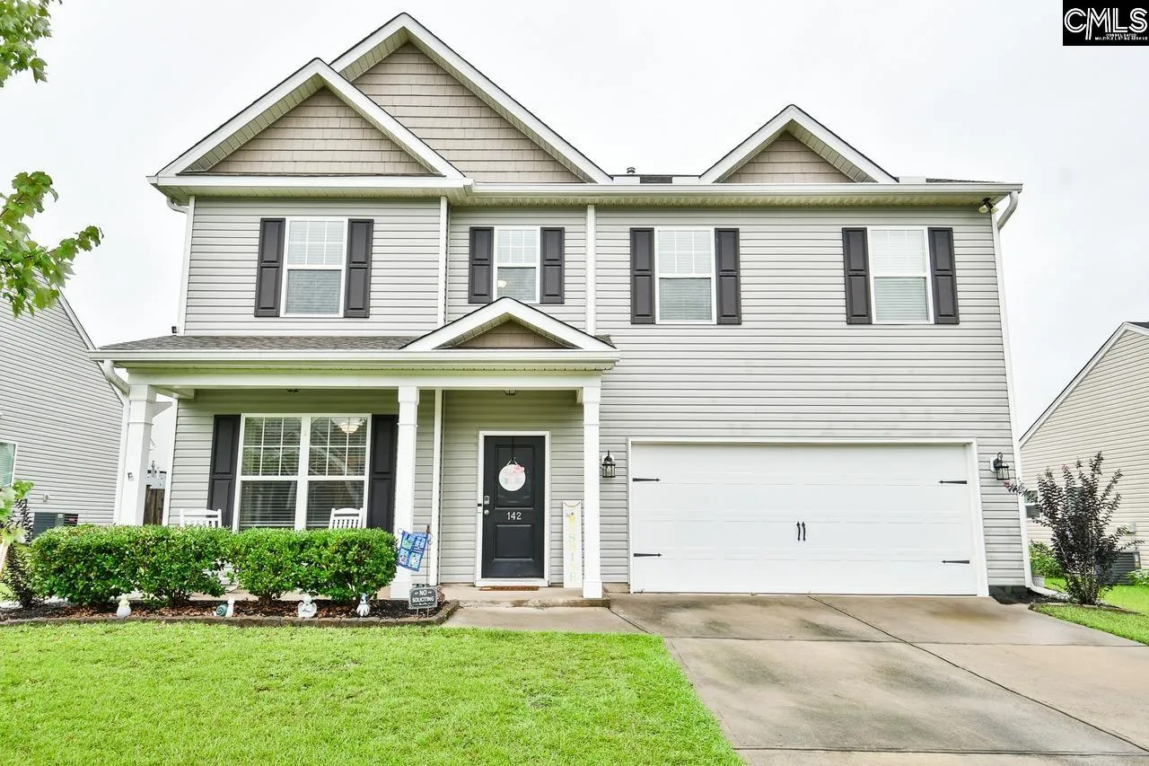 Tri Springs, Lexington Community
