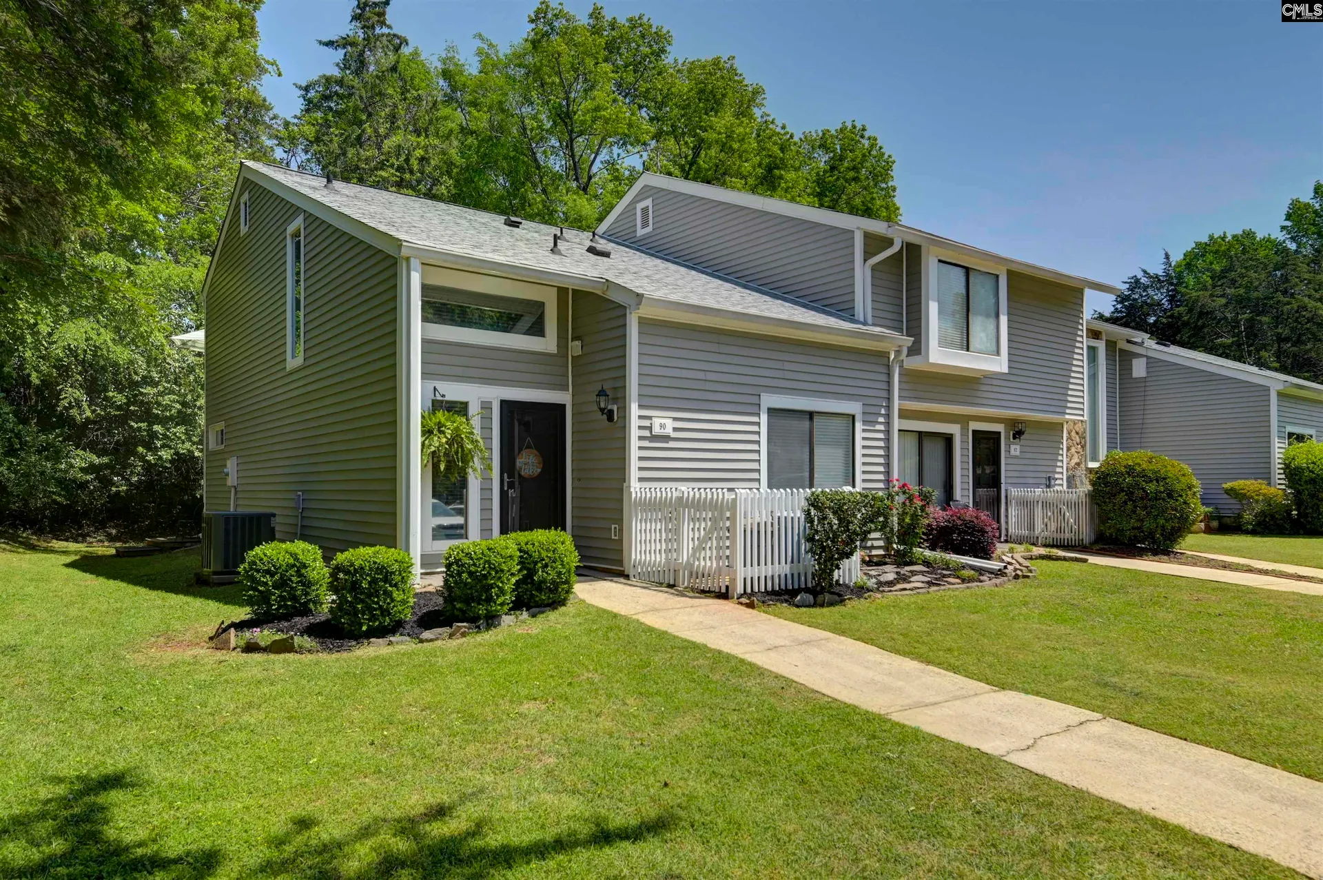 90 Windward Way