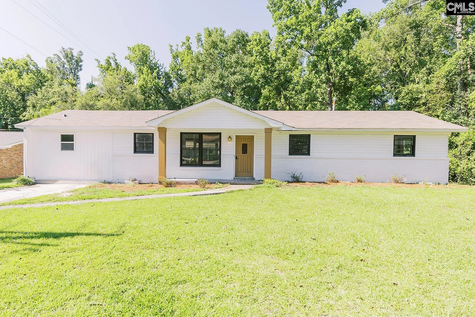 Churchill Heights, Cayce Community