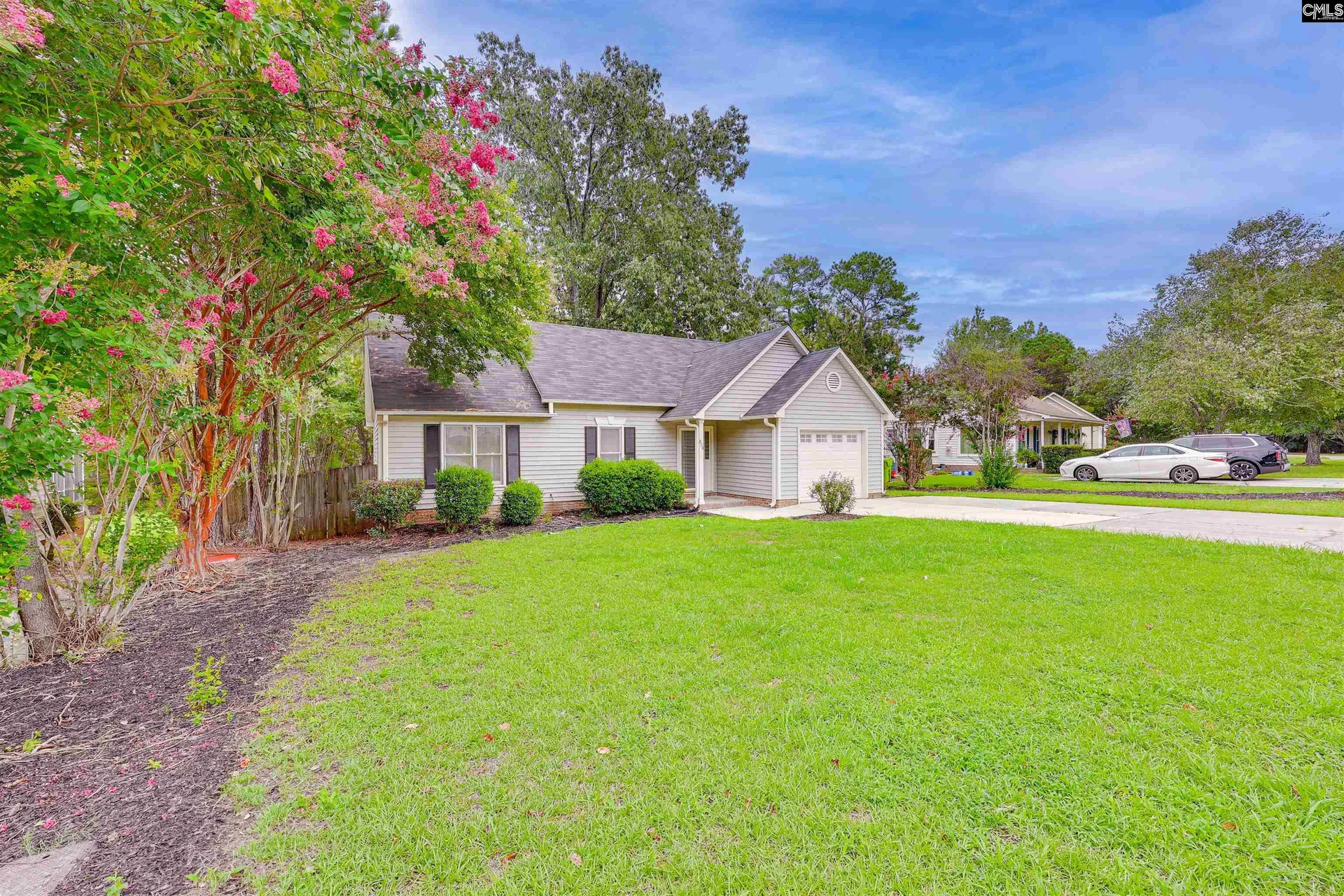 804 Riverwalk Way