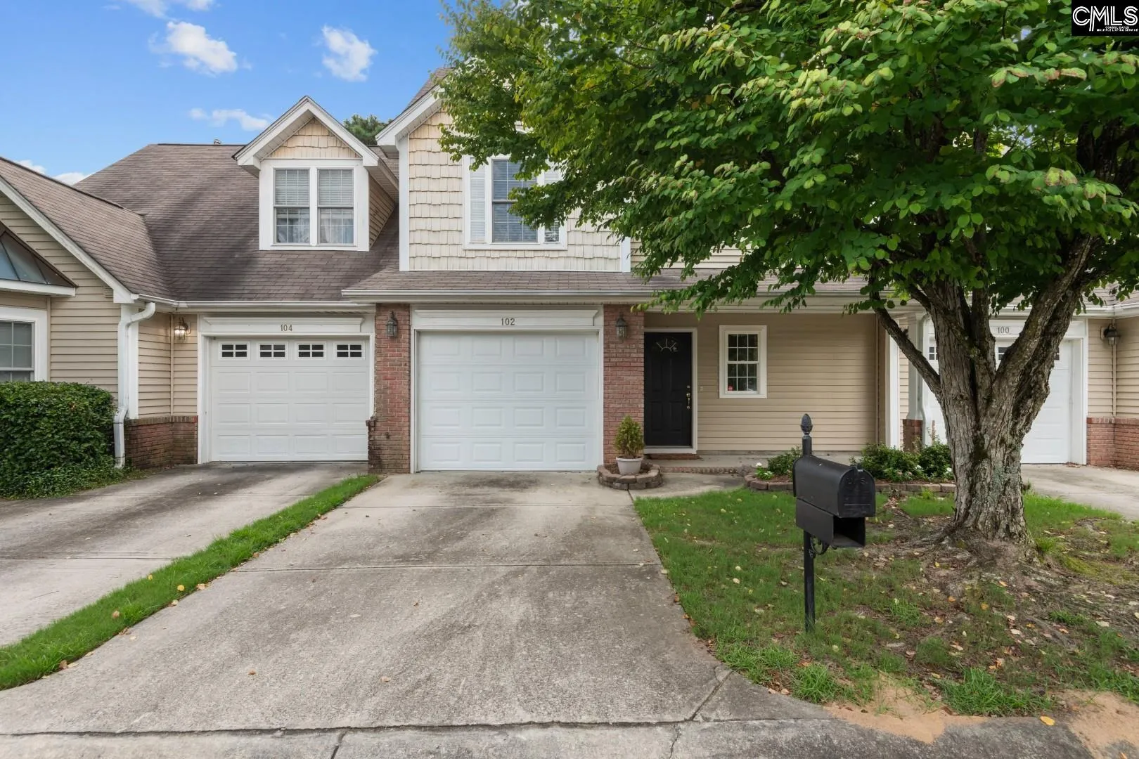 Property image 3 at 102 Summit Square, Columbia, SC 29229