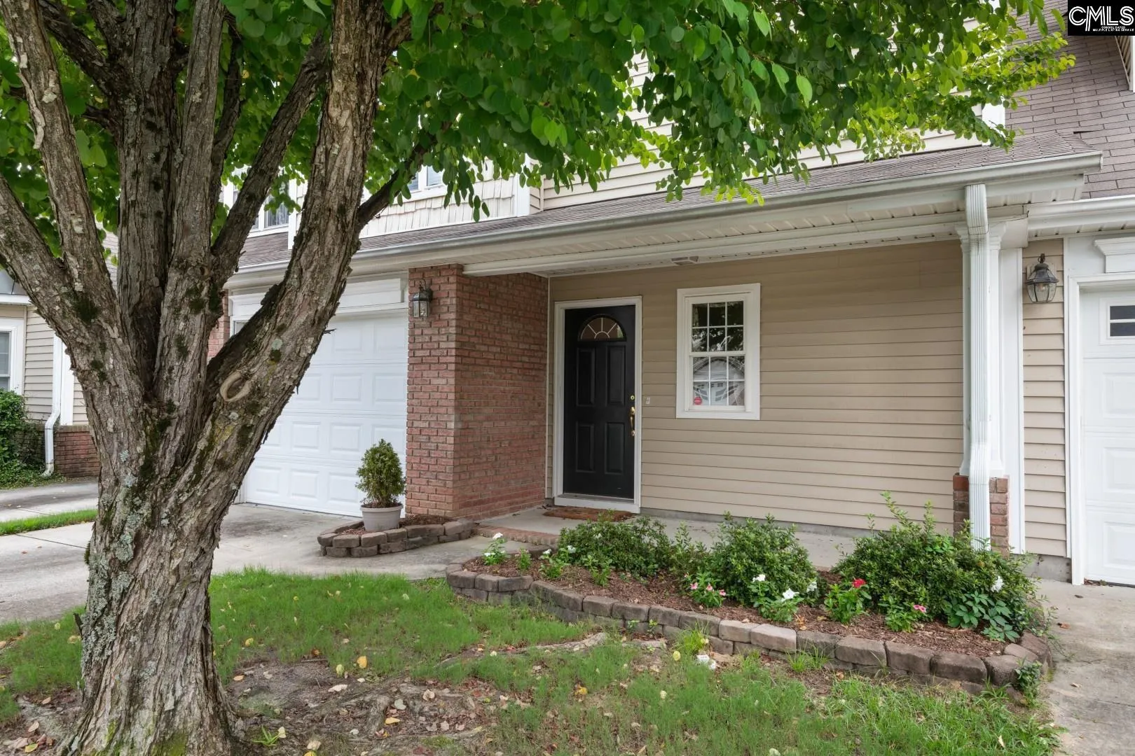 Property image 4 at 102 Summit Square, Columbia, SC 29229