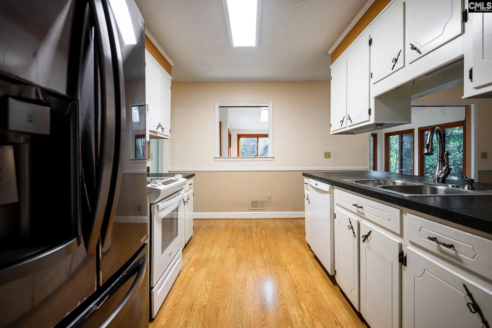 Property image 4 at 118 Academy Way, Columbia, SC 29206
