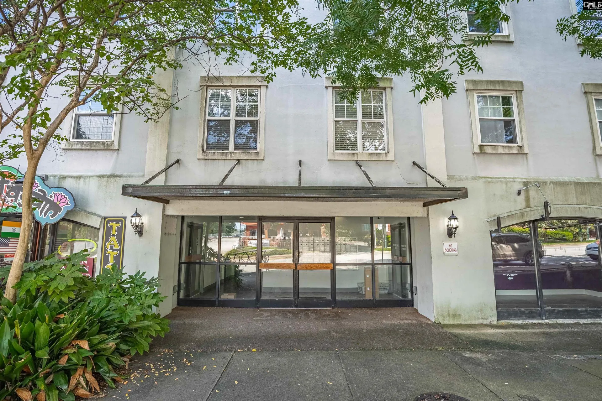 2002 Greene Street 307
