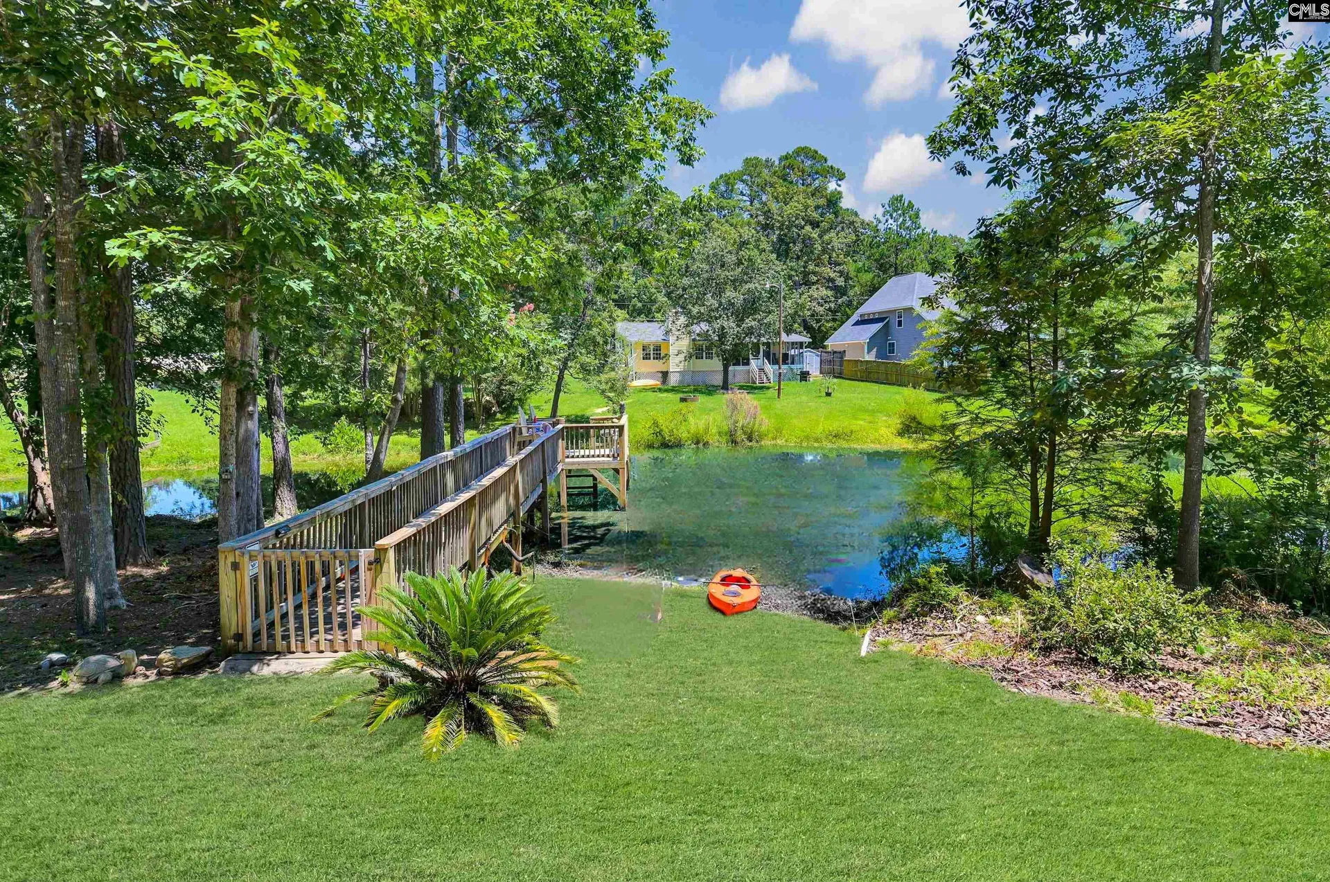Night Harbor, Chapin Community