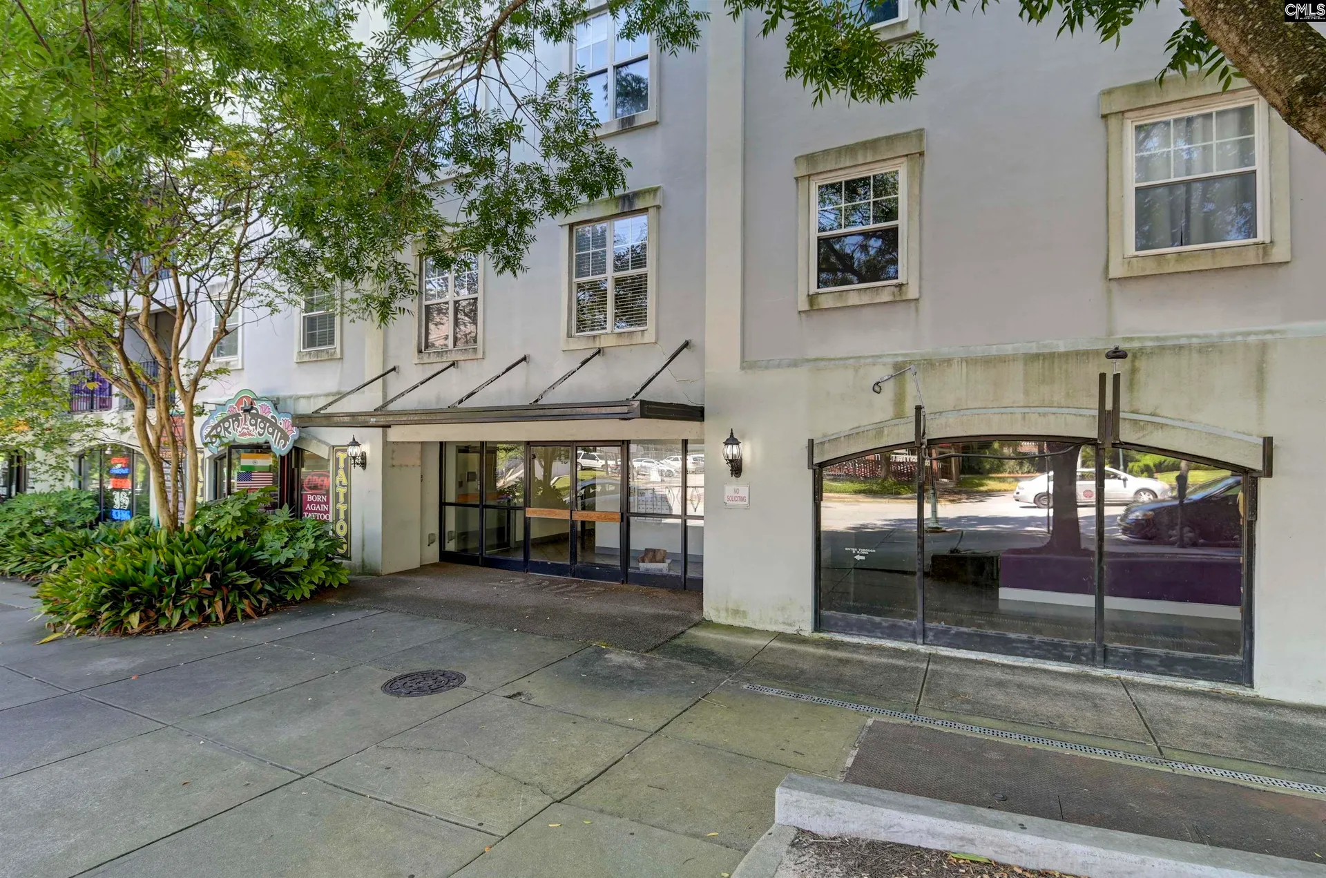 2002 Greene Street 113