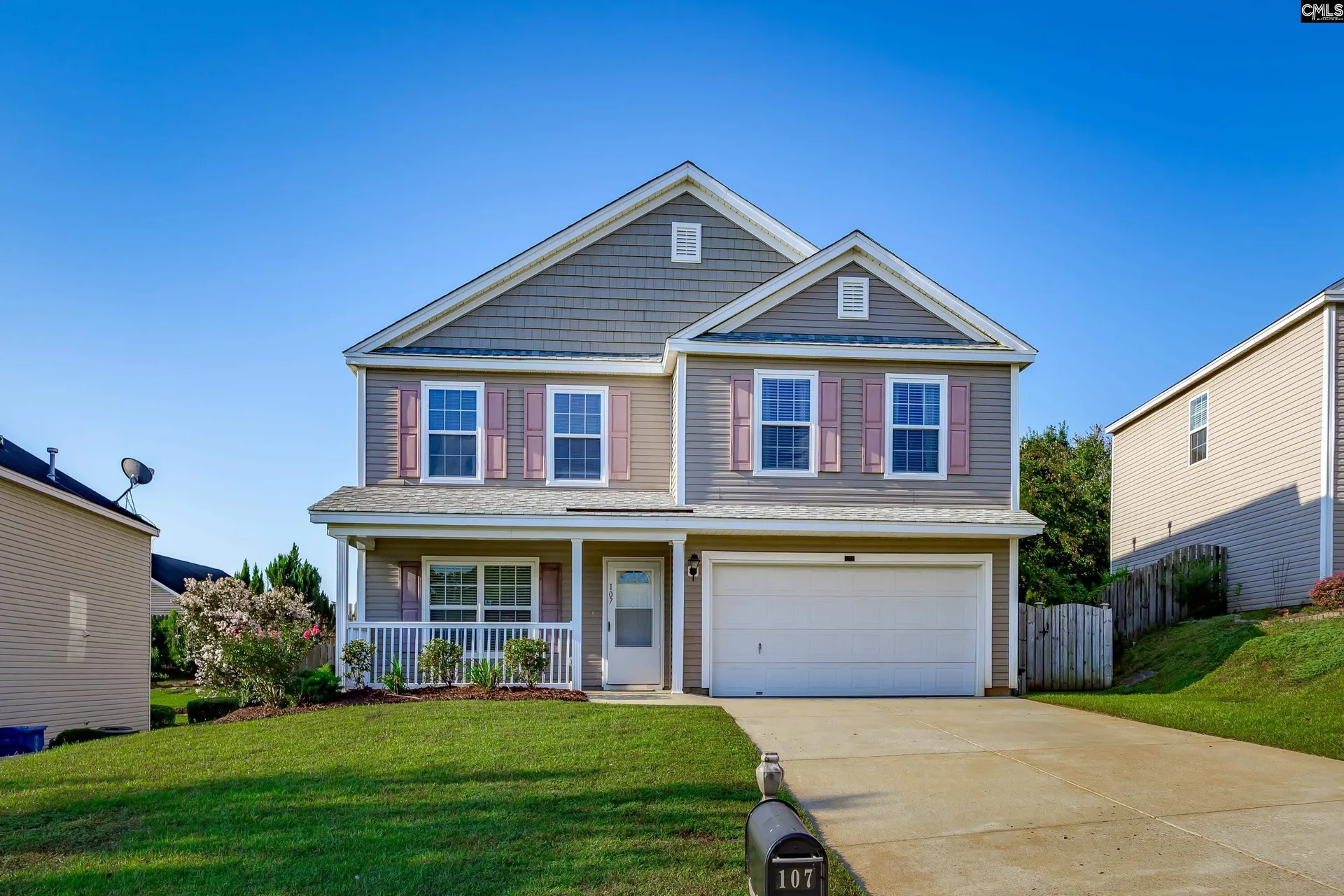 Chestnut Hill Plantation, Columbia Community