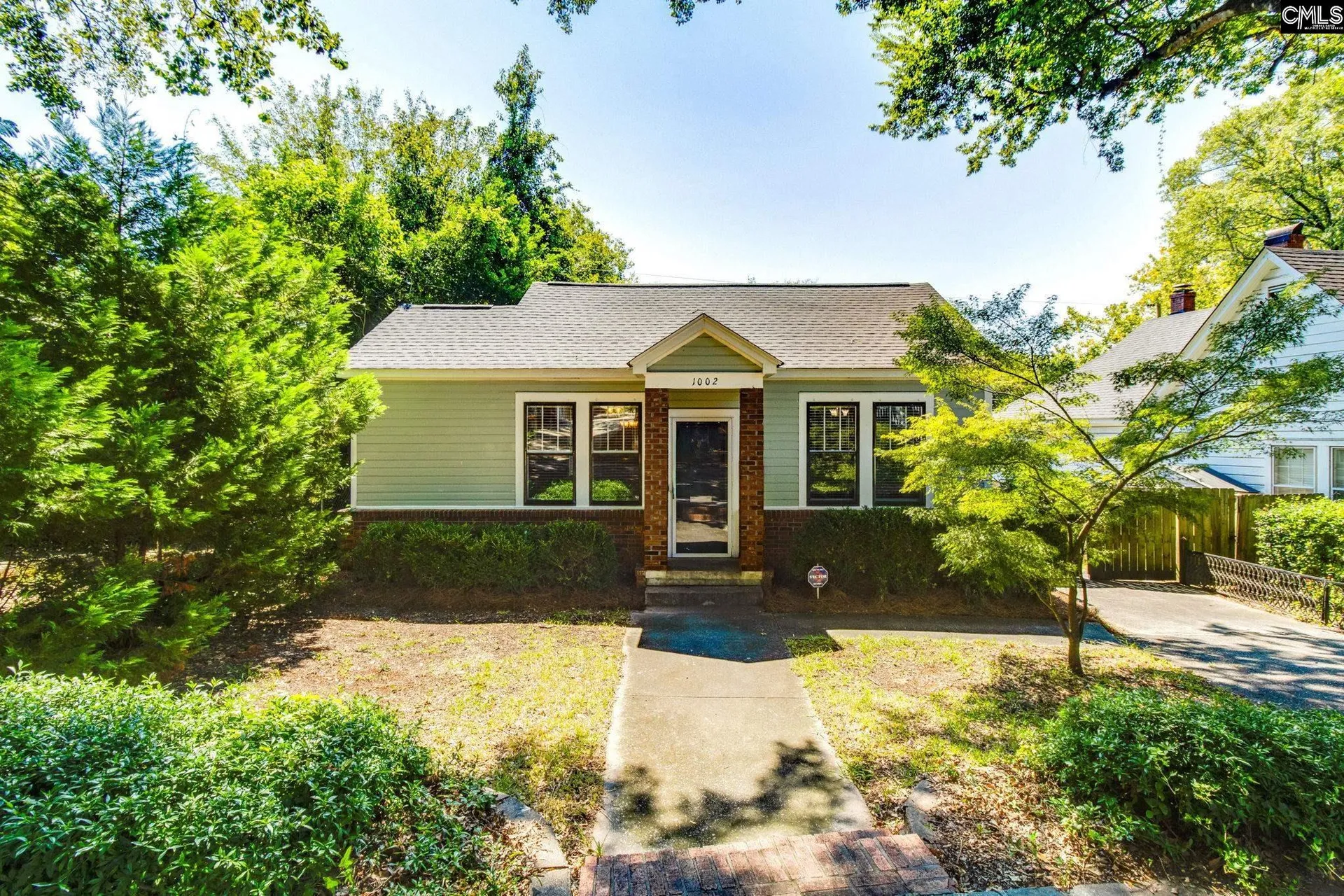 1002 Benton Street