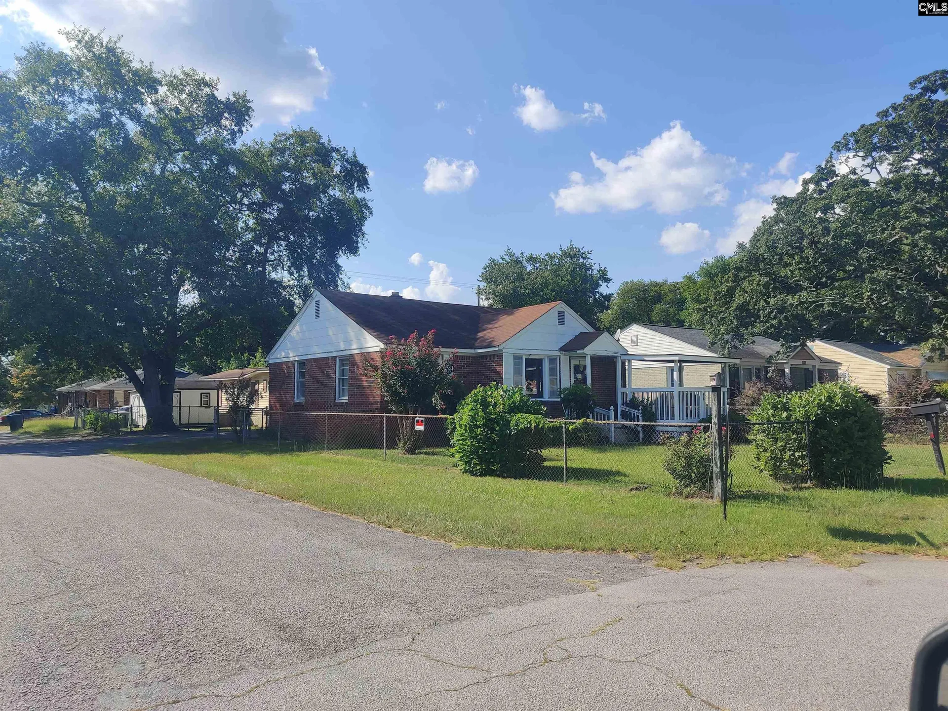Property image 2 at 1215 Chevis Street, Columbia, SC 29205