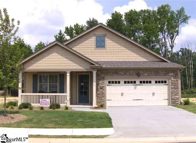 7 BRIARHILL Drive