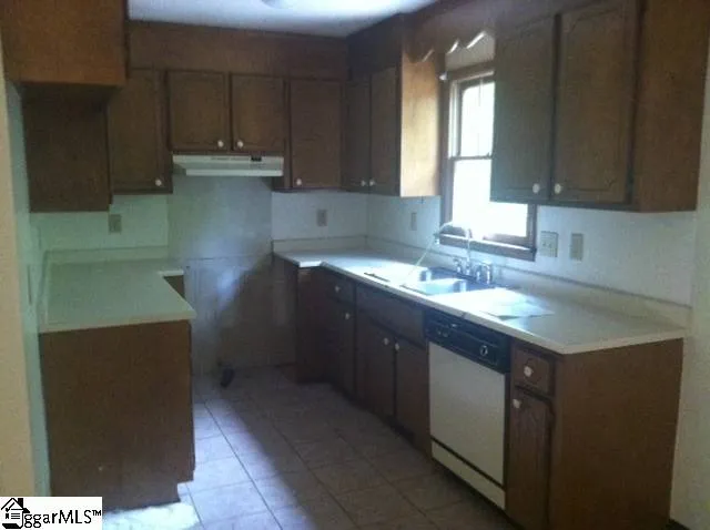 Property image 4 at 223 FLORENCE DR, Simpsonville, SC 29681