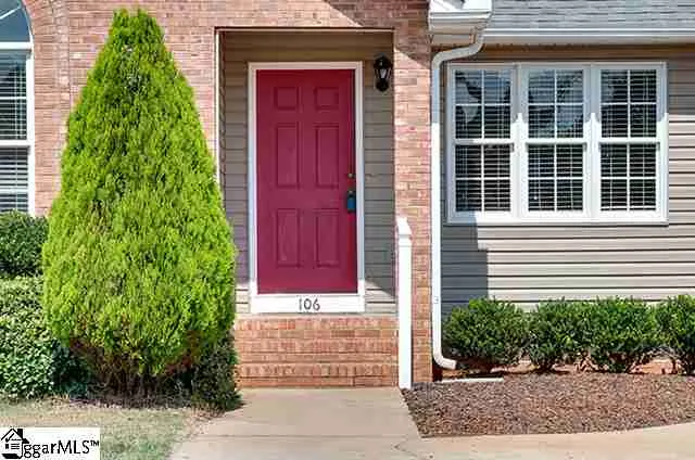 Property image 2 at 106 River Oaks Circle, Piedmont, SC 29673
