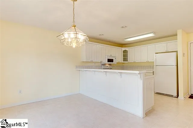 Property image 3 at 106 River Oaks Circle, Piedmont, SC 29673