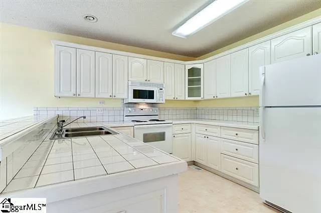 Property image 5 at 106 River Oaks Circle, Piedmont, SC 29673
