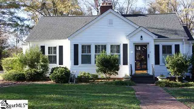 Property image 1 at 18 Willow Springs Drive, Greenville, SC 29607