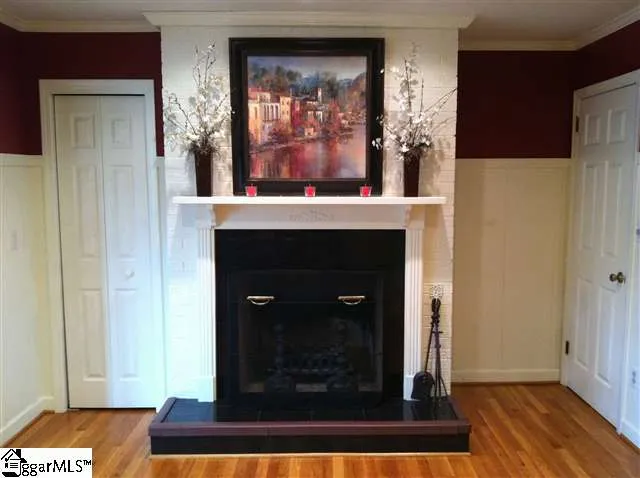 Property image 3 at 206 Hampshire Dr, Taylors, SC 29687
