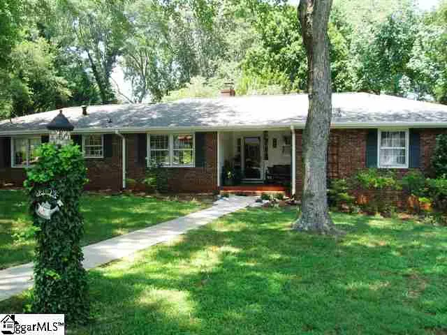 Property image 1 at 106 Covington Road, Greenville, SC 29617