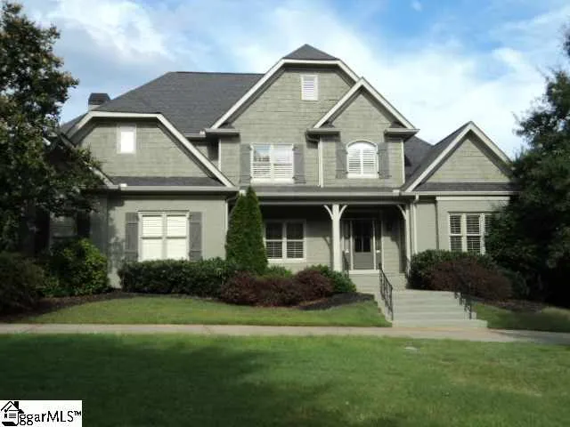 Property image 1 at 18 Norman Place, Greenville, SC 29615