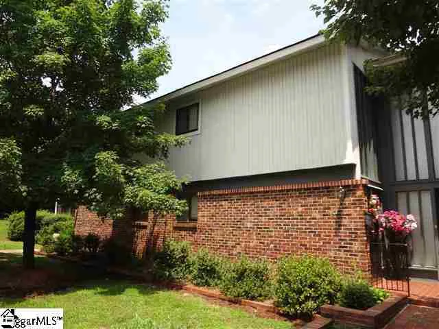 Property image 1 at 15 Briargate Place, Greenville, SC 29615