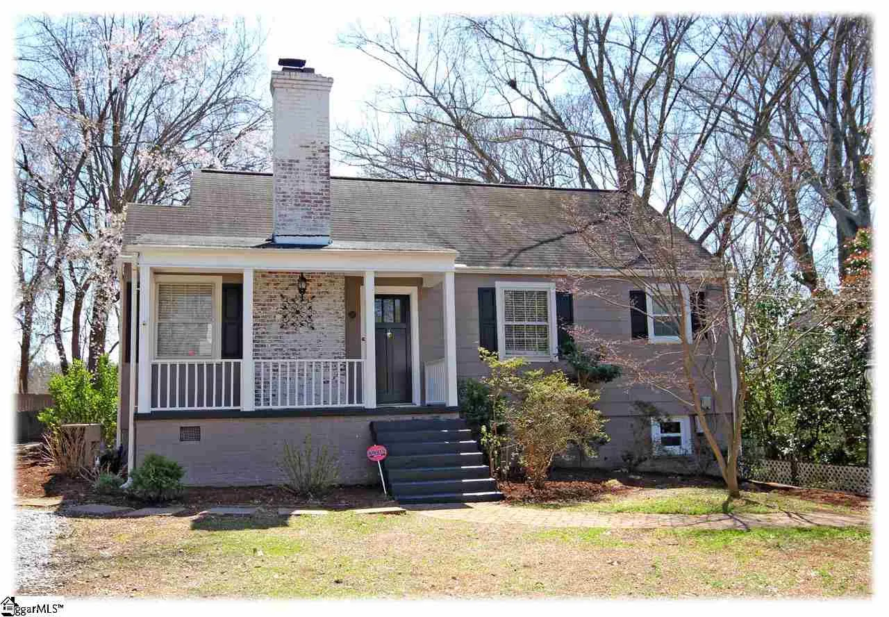 Property image 1 at 11 WAVERLY Court, Greenville, SC 29605