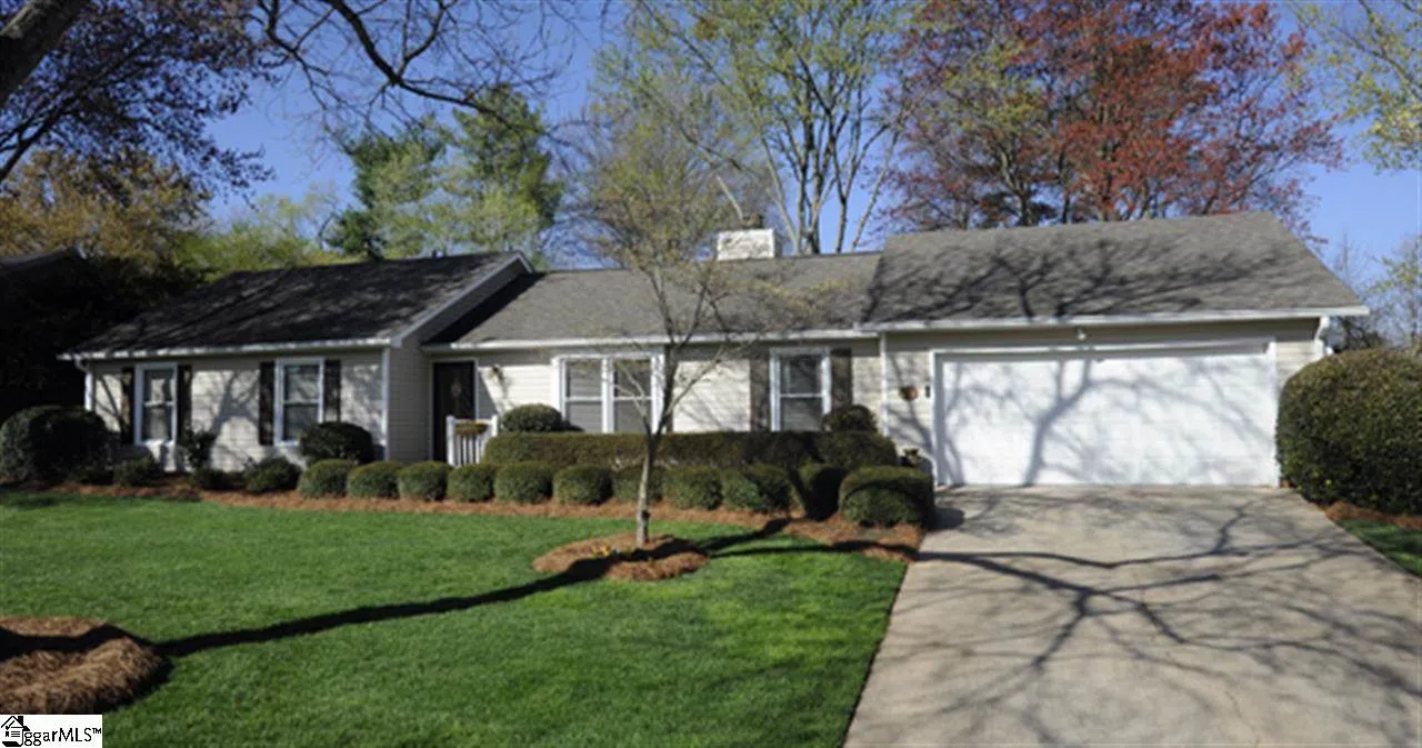 Property image 1 at 25 Fieldstone Place, Greenville, SC 29615